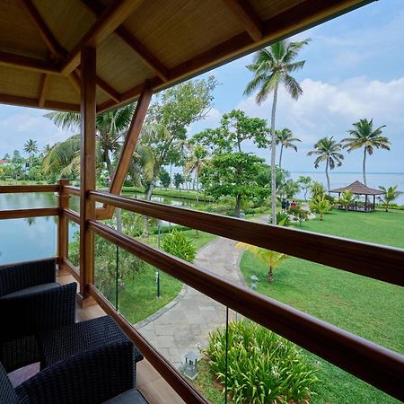 Gokulam Grand Resort & Spa, Kumarakom Exterior foto