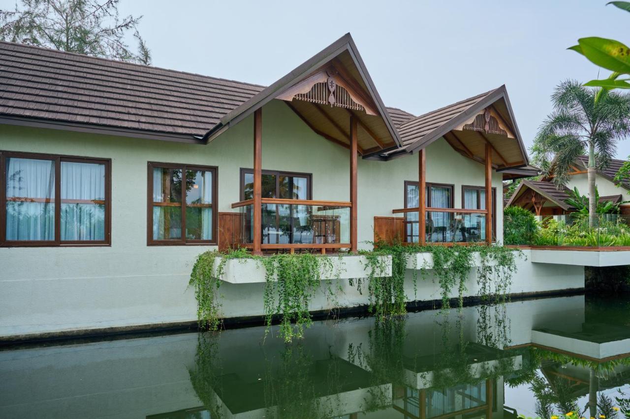 Gokulam Grand Resort & Spa, Kumarakom Exterior foto